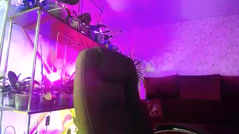 Lady Gloria online show from 02-24-26, 06:22