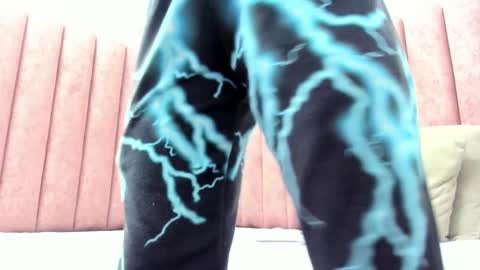 Snapshot of lady_godss chatting on 12-17-24, 04:12 Lady godss online show from 12-17-24, 04:12