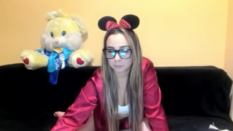 Snapshot of lady_lyanna chatting on 11-02-25, 10:45 Lady Lyanna online show from 11-02-25, 10:45