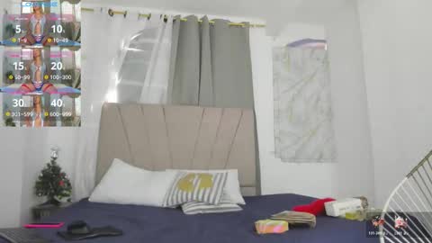 Snapshot of lady_miss___ chatting on 12-19-25, 02:02 lady_miss___ online show from 12-19-25, 02:02