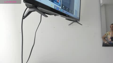 Snapshot of lady_miss___ chatting on 02-03-26, 12:43 lady_miss___ online show from 02-03-26, 12:43