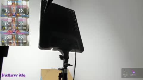 Snapshot of lady_miss___ chatting on 06-24-26, 12:26 lady_miss___ online show from 06-24-26, 12:26