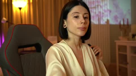 lady_nicolett online show from 05-25-26, 03:34