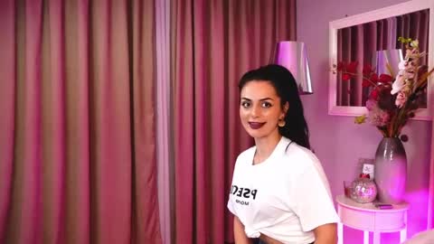 Snapshot of ladyanyaa chatting on 04-04-26, 10:07 LadyAnyaa online show from 04-04-26, 10:07