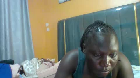 lindah32 online show from 01-14-26, 06:35