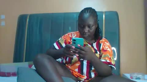 lindah32 online show from 03-02-26, 06:15