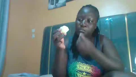 Snapshot of ladyblossoms19 chatting on 04-21-26, 02:51 lindah32 online show from 04-21-26, 02:51