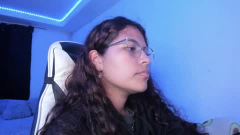  Lady  online show from 11-16-25, 02:50