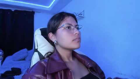  Lady  online show from 03-21-26, 08:19