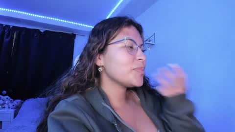  Lady  online show from 04-02-26, 03:15