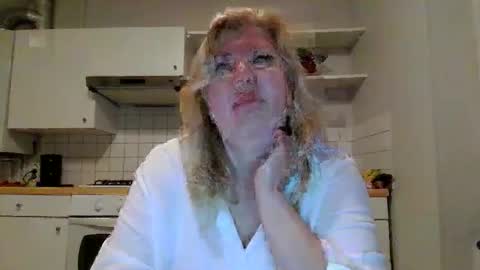 ladycharisma online show from 04-17-26, 08:34