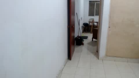 Snapshot of ladydeathz chatting on 01-11-25, 08:33 ladydeathz online show from 01-11-25, 08:33