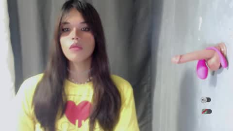 Snapshot of ladyelegant_ chatting on 12-02-24, 12:41 Cristine online show from 12-02-24, 12:41