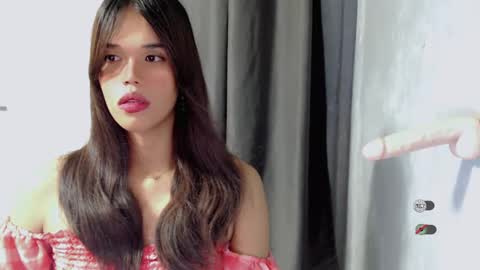 Snapshot of ladyelegant_ chatting on 12-14-24, 12:33 Cristine online show from 12-14-24, 12:33