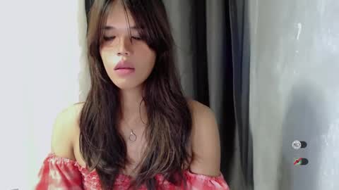 Snapshot of ladyelegant_ chatting on 12-15-24, 10:47 Cristine online show from 12-15-24, 10:47