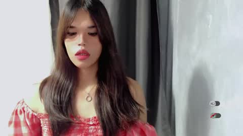 Snapshot of ladyelegant_ chatting on 12-16-24, 01:53 Cristine online show from 12-16-24, 01:53