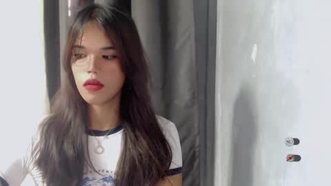 Snapshot of ladyelegant_ chatting on 12-26-24, 07:03 Cristine online show from 12-26-24, 07:03