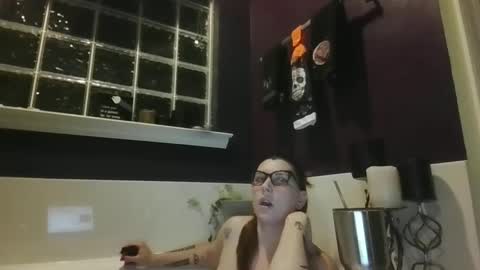 ladyharley828 online show from 10-12-25, 02:10