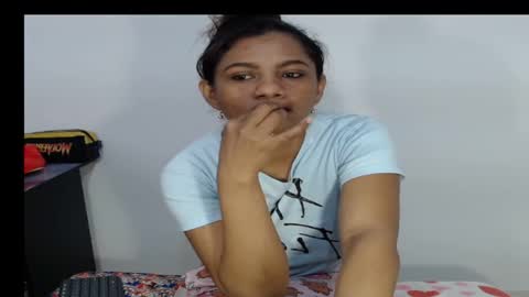 lady online show from 12-16-25, 04:45