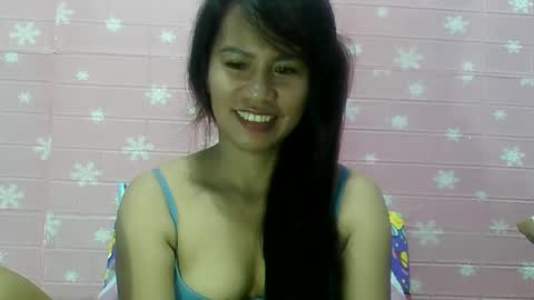 Snapshot of ladyinred201 chatting on 01-08-25, 07:56 ladyinred201 online show from 01-08-25, 07:56