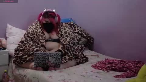 ladykitsunebig online show from 06-13-26, 07:01