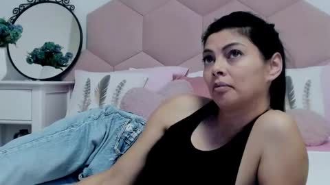 Lia online show from 01-30-25, 07:39