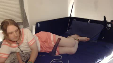 Snapshot of ladymeep chatting on 09-24-25, 11:19 ladymeep online show from 09-24-25, 11:19