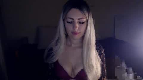 Snapshot of ladymoonlight8 chatting on 12-27-24, 01:28 Monika online show from 12-27-24, 01:28