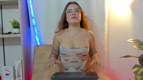 Snapshot of ladynemesis00 chatting on 02-15-25, 12:48 ladynemesis00 online show from 02-15-25, 12:48