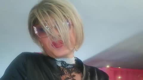 Oxana online show from 02-22-26, 02:02