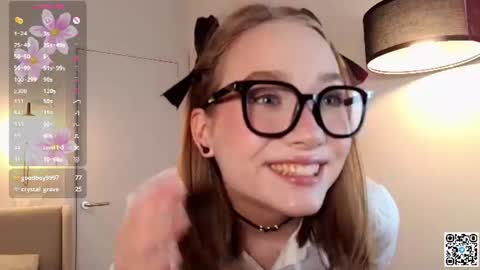 Snapshot of laenyssarael chatting on 06-21-26, 10:45 Cassie online show from 06-21-26, 10:45