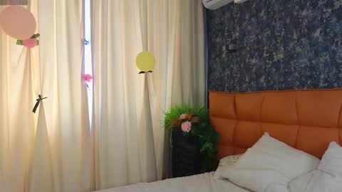 Lilia online show from 09-16-25, 06:47