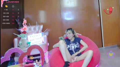 Skinnygirl online show from 04-11-26, 01:43