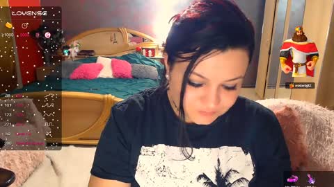 Snapshot of lagerthaa1 chatting on 02-07-25, 12:20 Arielle online show from 02-07-25, 12:20