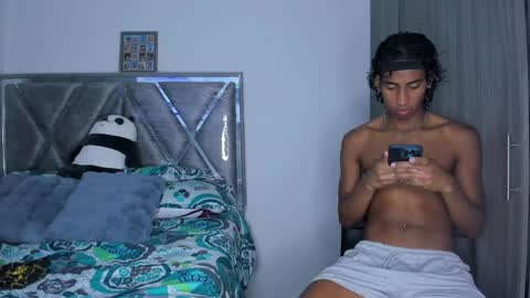 LagoSantos online show from 11-25-25, 08:42