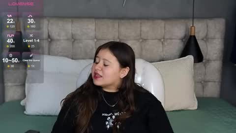    online show from 11-07-25, 10:43