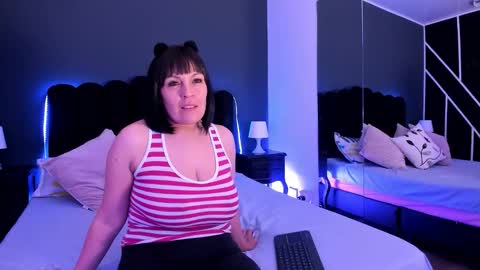 Laila online show from 01-15-26, 05:23