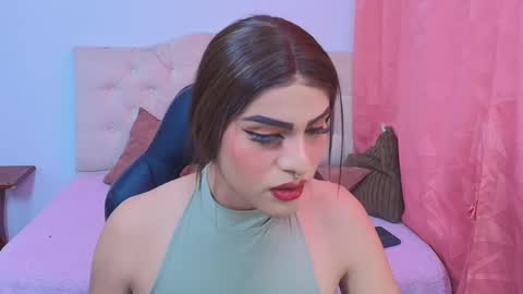 Camila online show from 10-30-25, 05:31