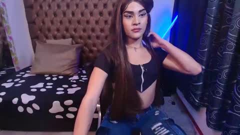 Camila online show from 04-14-26, 08:59