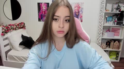 Kira online show from 12-01-24, 10:53