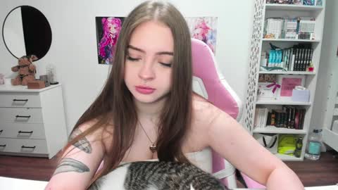 Kira online show from 01-14-25, 01:04