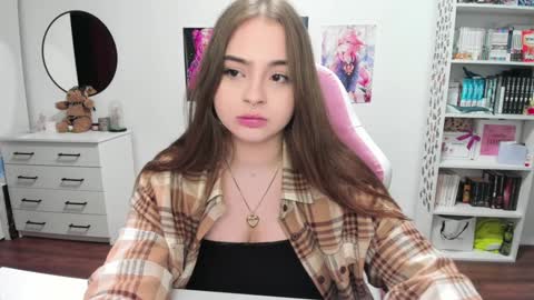 Kira online show from 01-30-25, 10:41