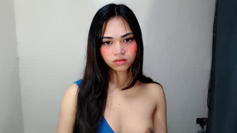 Snapshot of laire_allure chatting on 05-12-26, 08:22 laire online show from 05-12-26, 08:22