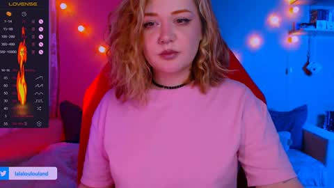 Snapshot of lala_loulou chatting on 12-22-24, 07:31 Nicky online show from 12-22-24, 07:31