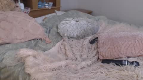 Naomi Rose online show from 02-05-25, 05:31