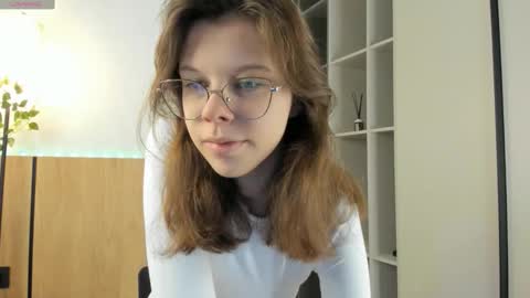 Snapshot of lalajecks chatting on 12-22-25, 08:06 Julia online show from 12-22-25, 08:06