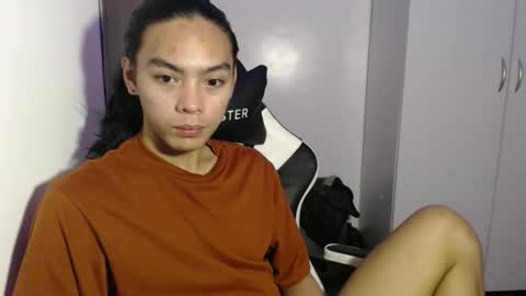 lalakinghugecock_2 online show from 10-14-25, 05:03