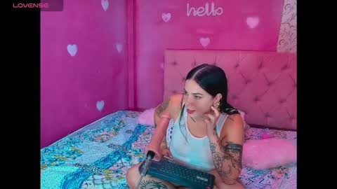 lali_hot0207 online show from 10-06-25, 06:05