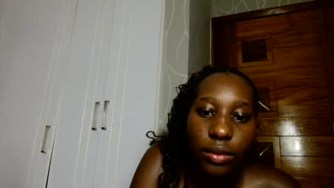 Snapshot of lalisa_manobal chatting on 07-05-26, 07:43 Lalisa online show from 07-05-26, 07:43