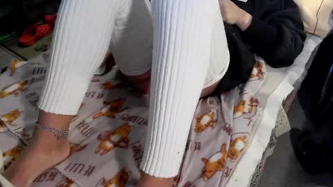 Snapshot of lamu21 chatting on 12-10-24, 12:06 LAMU21 online show from 12-10-24, 12:06